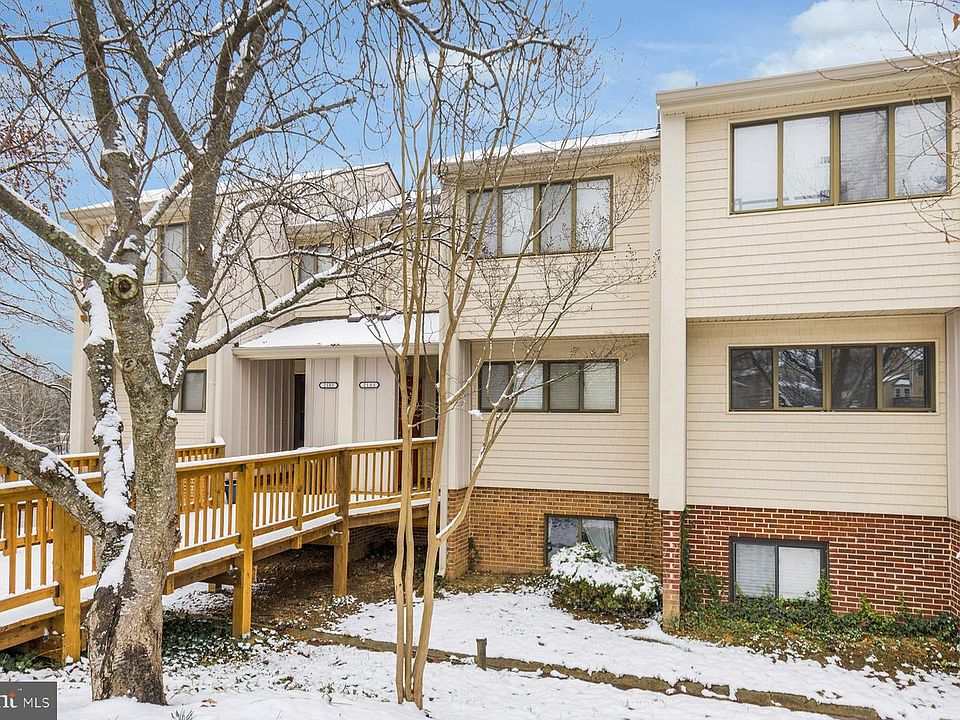 1st image of 2105 Old Landing Way