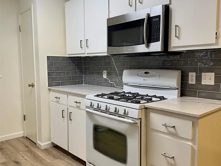 8112 Willet Trl #A — Photo 5
