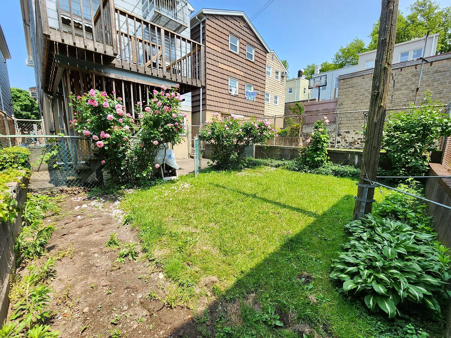 11 Reserve Ave — Photo 4