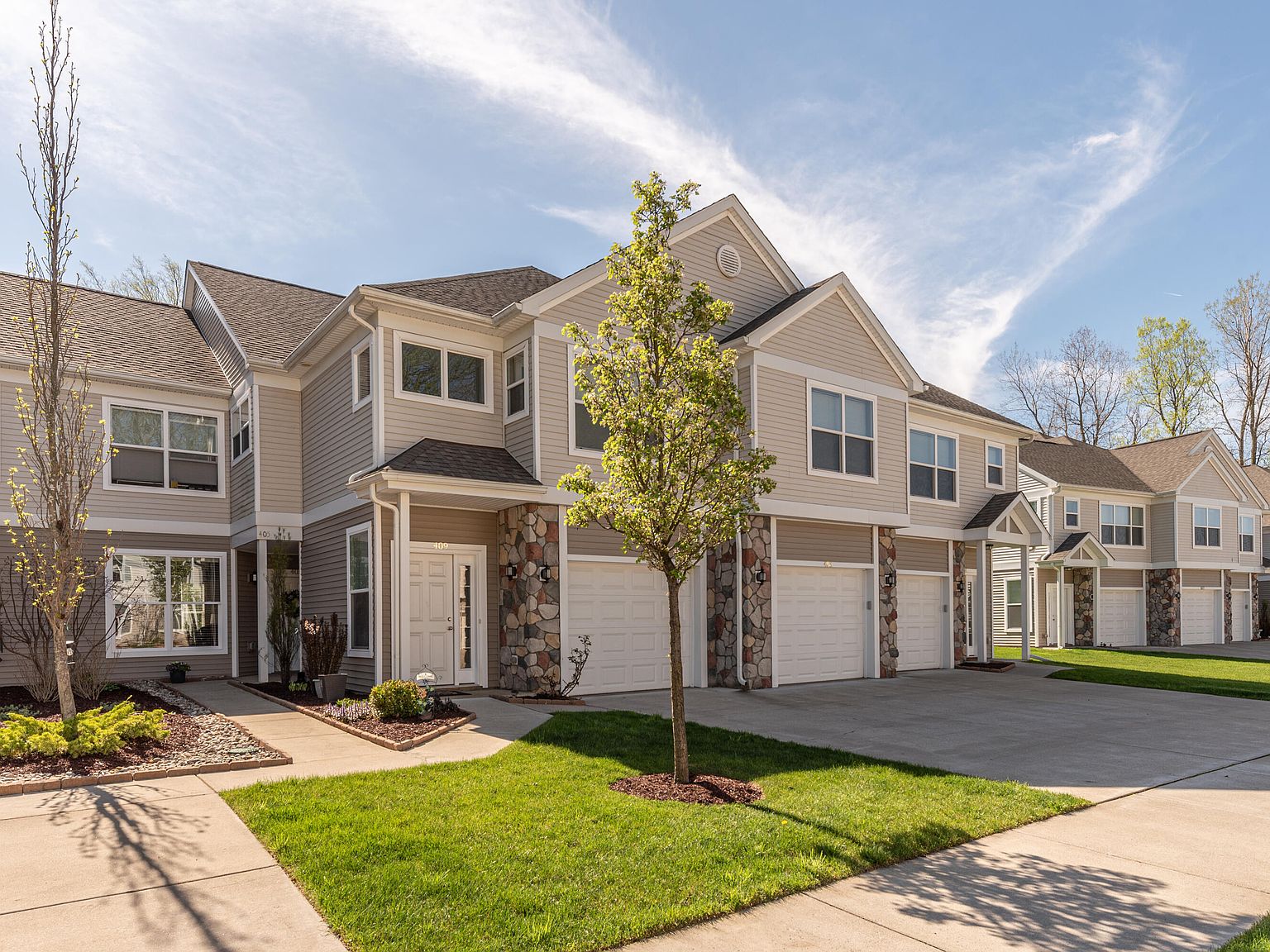 405 Fieldstone Ct, Chelsea, MI 48118 Zillow