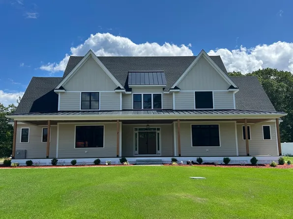 12 Cranberry Meadow Way, North Reading, MA 01864