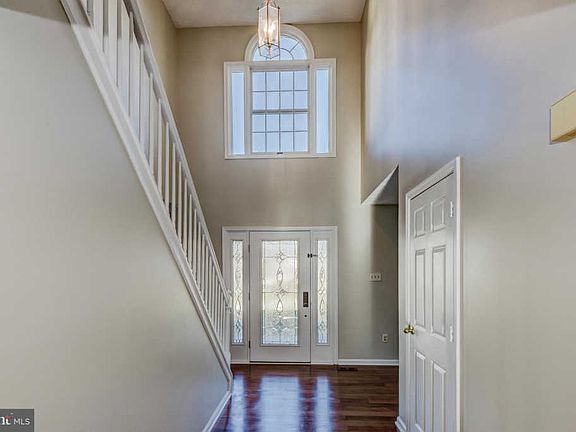 4th image of 505 Windy Knolls Ct