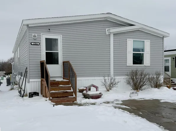 1304 Powder Horn Ct, Mount Pleasant, MI 48858