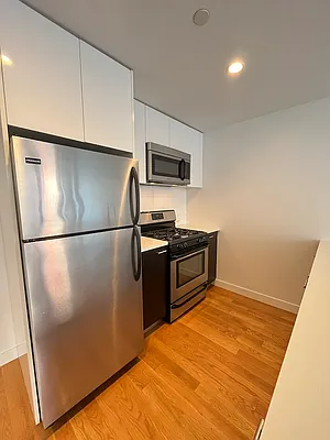 Rented by The Dermot Realty Management Company | media 4