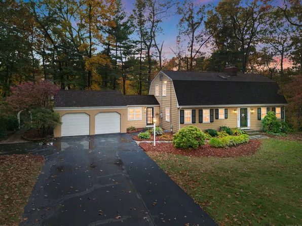 89 Goodrich Road, Glastonbury, CT 06033