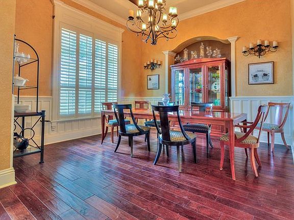 5th image of 6744 Crescent Woods Cir