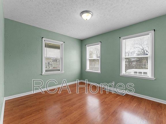 4th image of 3202 Ruckle St