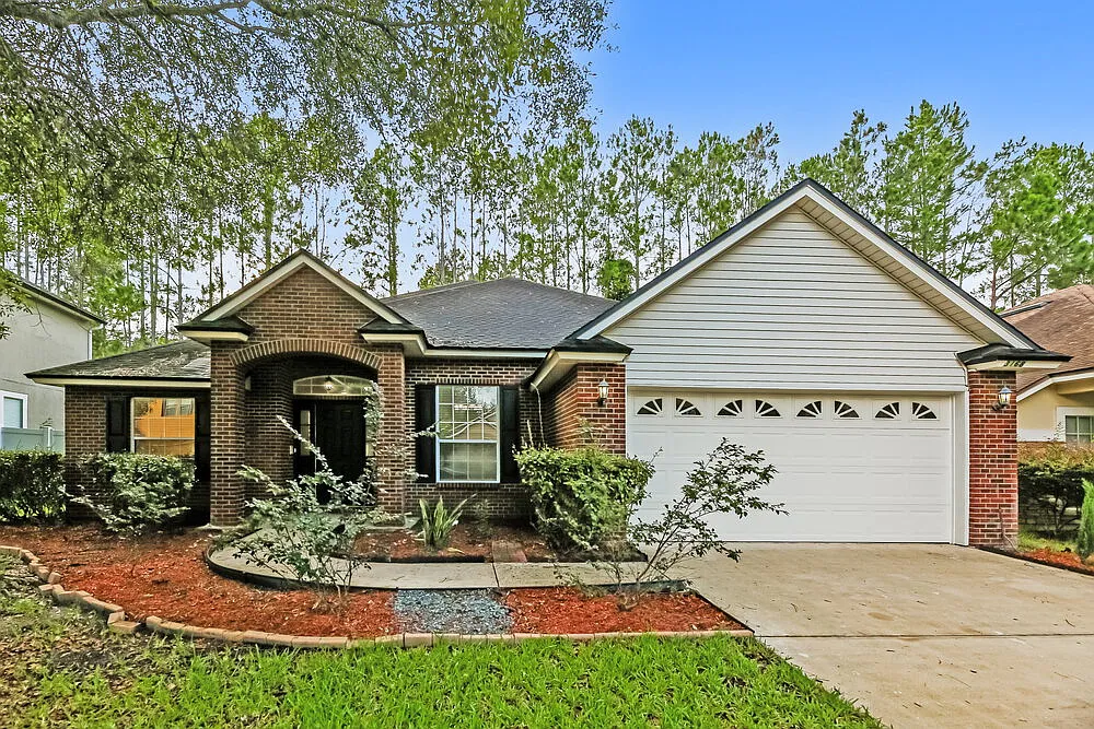 4 bed, 3.0 bath, 2769 sqft, $2,495 — Photo 1