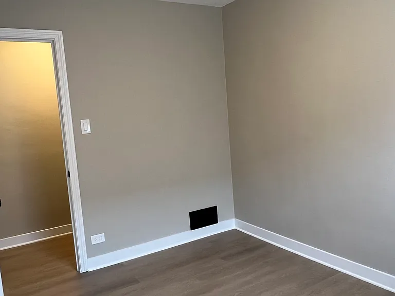 4835 Hull St #1E — Photo 7