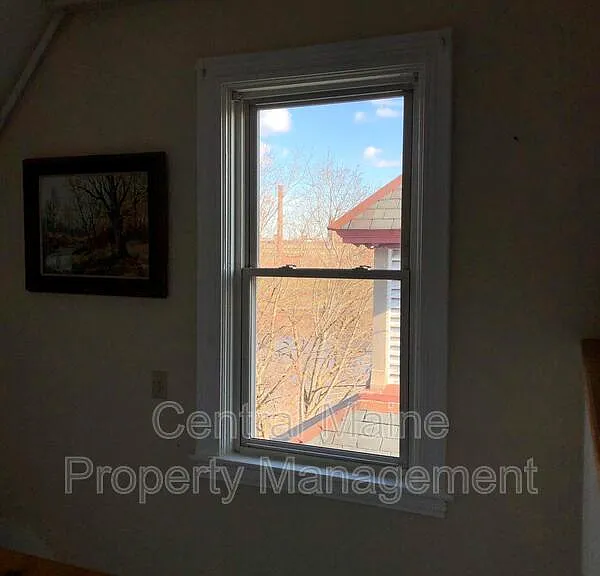 256 Main St #8 — Photo 7