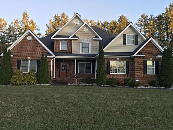 2nd image of 9951 Greenwood Cir