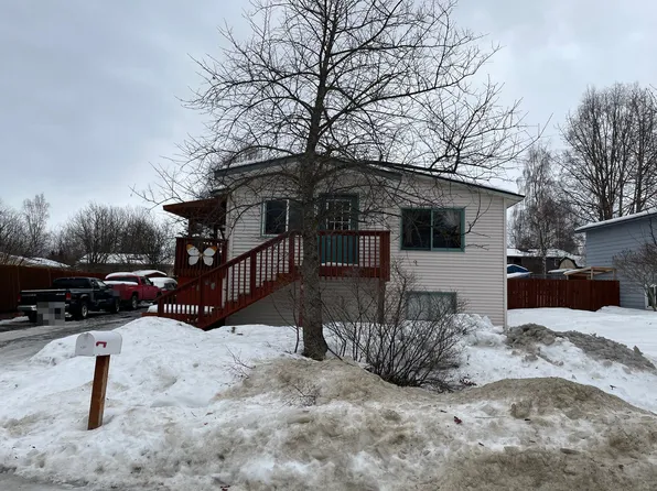 6721 Teshlar Dr, Anchorage, AK 99507
