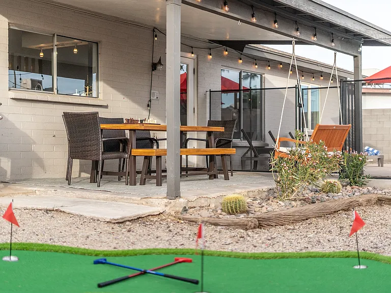 825 W Hermosa Dr — Photo 21