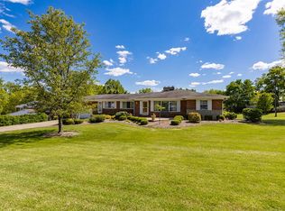 8935 Sandymar Dr, Cincinnati, OH 45242