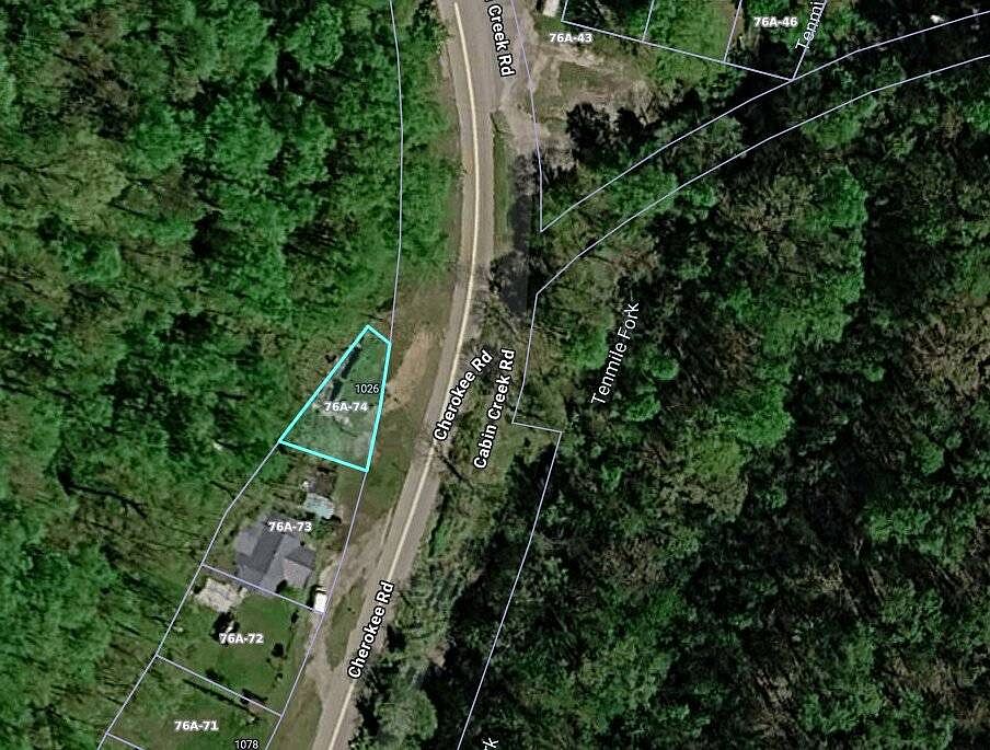 2nd image of 1026 Cherokee Rd