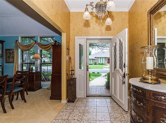 2nd image of 9204 Clover Valley Dr