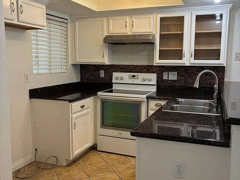 3472 Hathaway Ave #145 — Photo 8