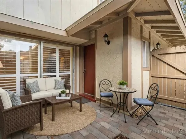 903 Buck Ct, Brandon, FL 33511