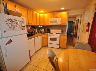 1739 Willington St, Philadelphia, PA 19121