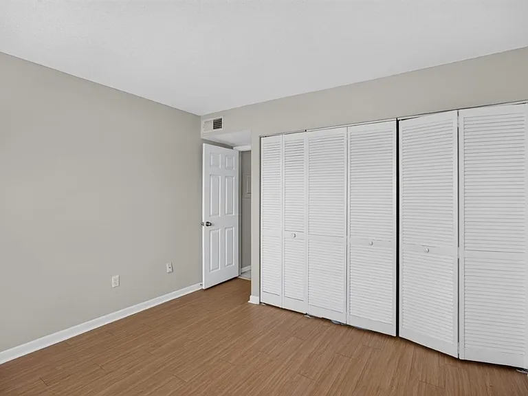 700 W Pope Rd #H61 — Photo 23