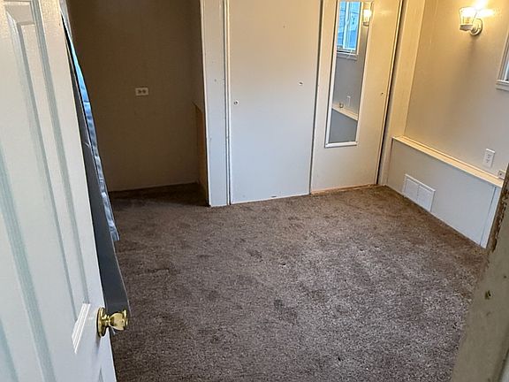 4th image of 190 Walnut St