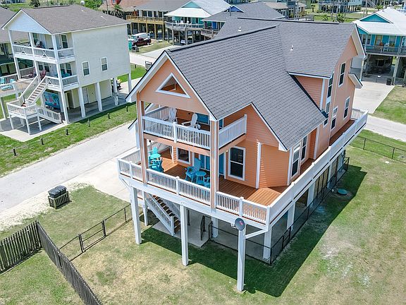 5th image of 2774 Gulfview Ln
