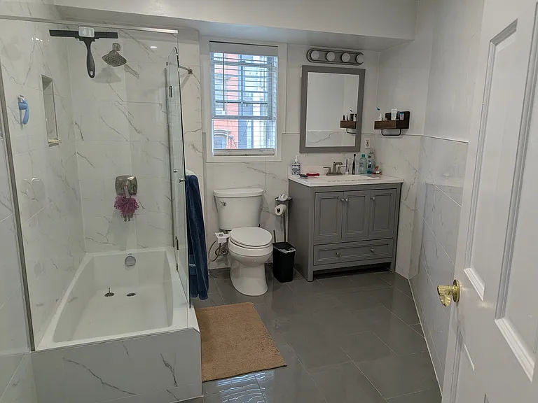 354 3rd St #3 — Photo 8
