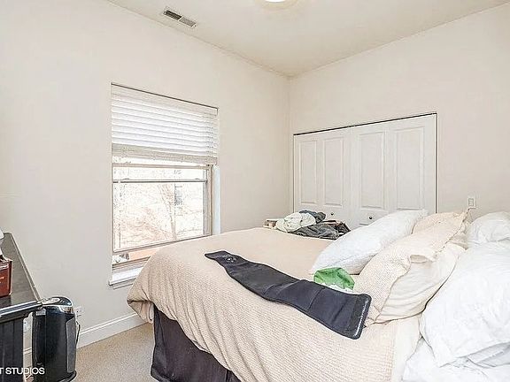 2nd image of 811 W Lill Ave #807-203