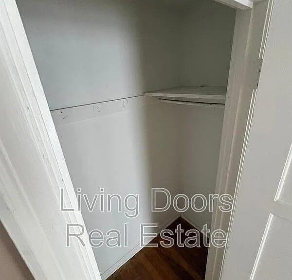 2303 South St — Photo 17