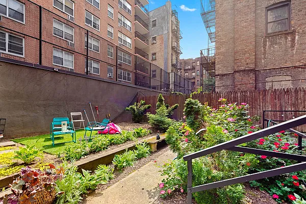 Rented by Corcoran | media 5