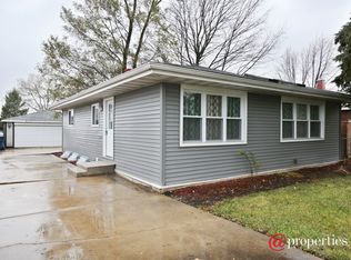 710 N 1st Ave, Addison, IL 60101