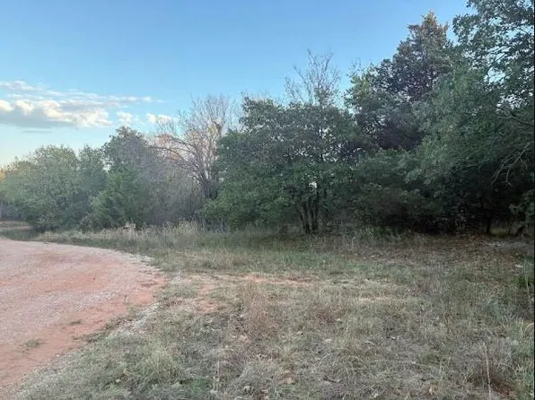 1400 E Barbara Dr Lot 9, Guthrie, OK 73044