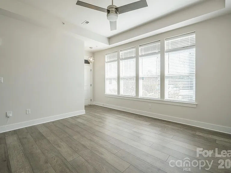 935 McAlway Rd — Photo 4