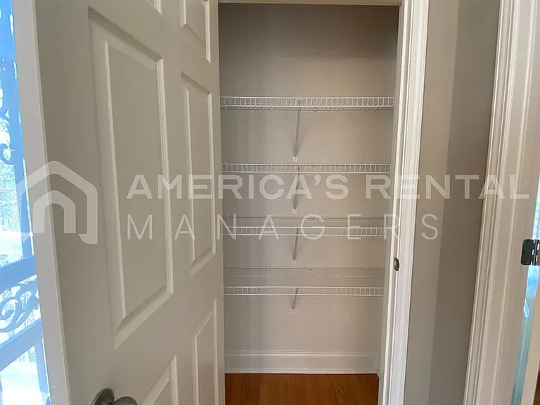 4230 Lochshire Ln — Photo 17