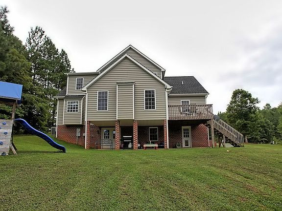 4th image of 168 Cambridge Ct