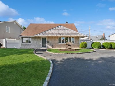 4 Dennis Lane, Bethpage, NY, 11714