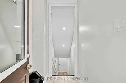 448 Dougall Ave #B Photo 1
