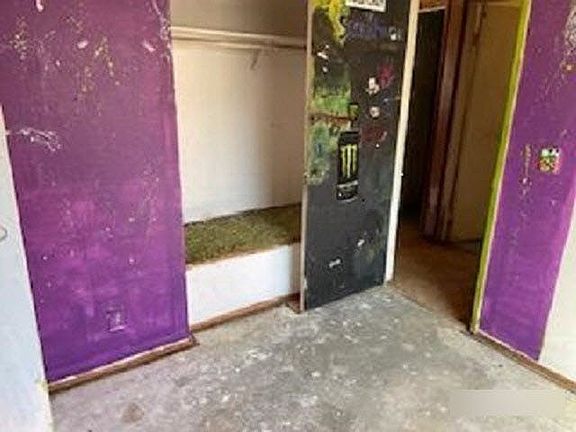 5th image of 2212 Jefferson Way