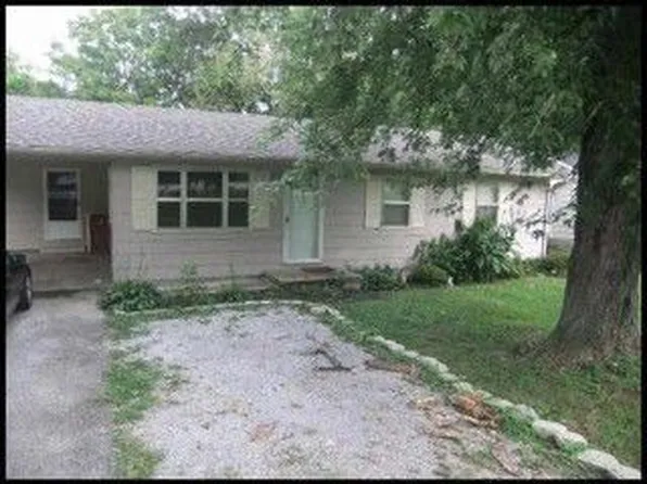 409 Baumgartner Rd, Harriman, TN 37748