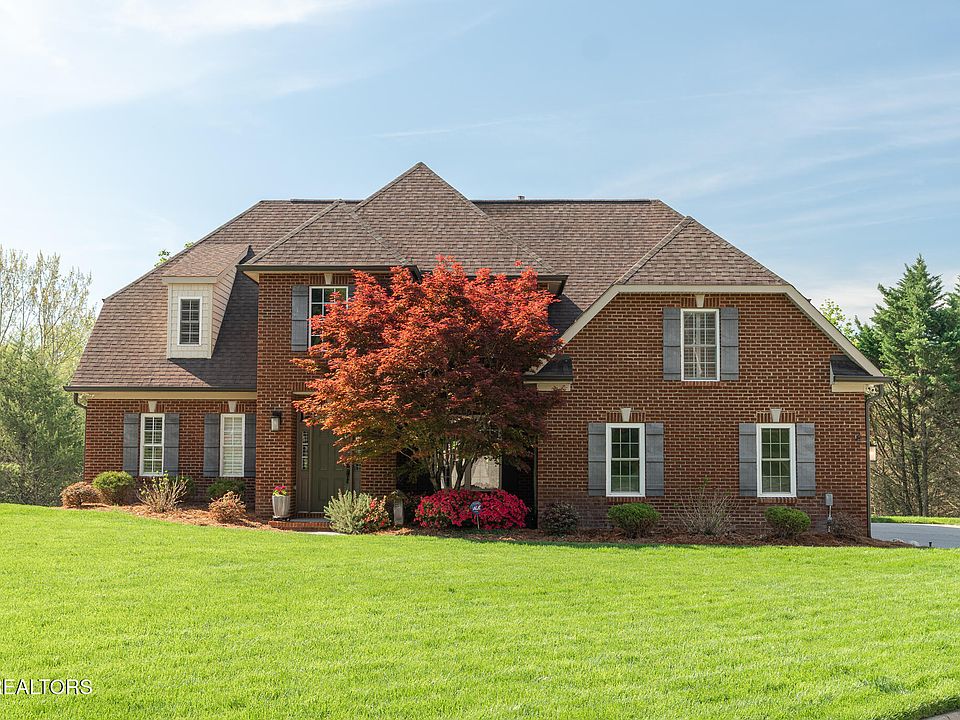 1st image of 9720 Valley Woods Ln