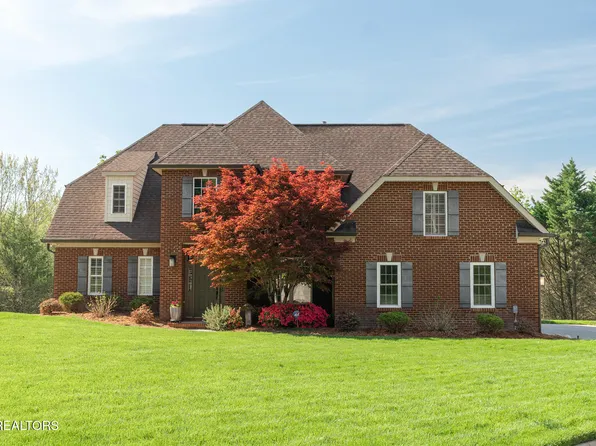 9720 Valley Woods Ln, Knoxville, TN 37922