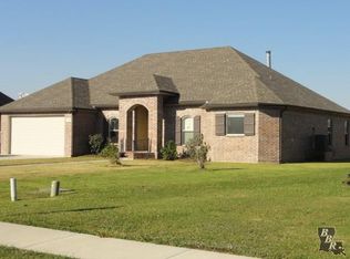 110 Mandalay West Dr, Houma, LA 70360