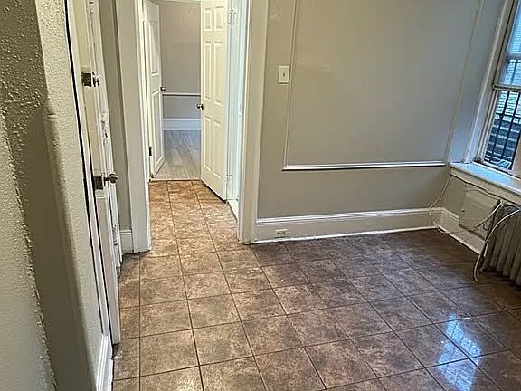 4th image of 101 Treacy Ave APT 3