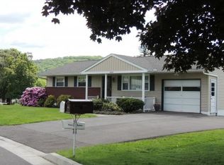 1488 Sandra Dr, Endicott, NY 13760