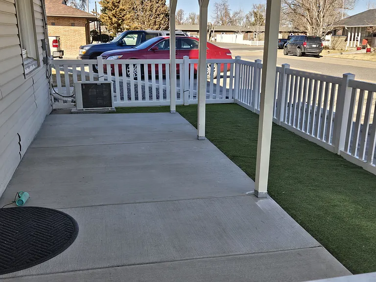 105 Elbow Ct — Photo 2
