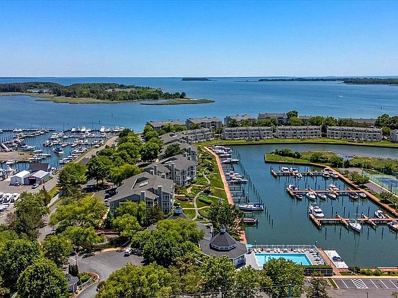 3rd image of 116 Oyster Cove Dr #1D