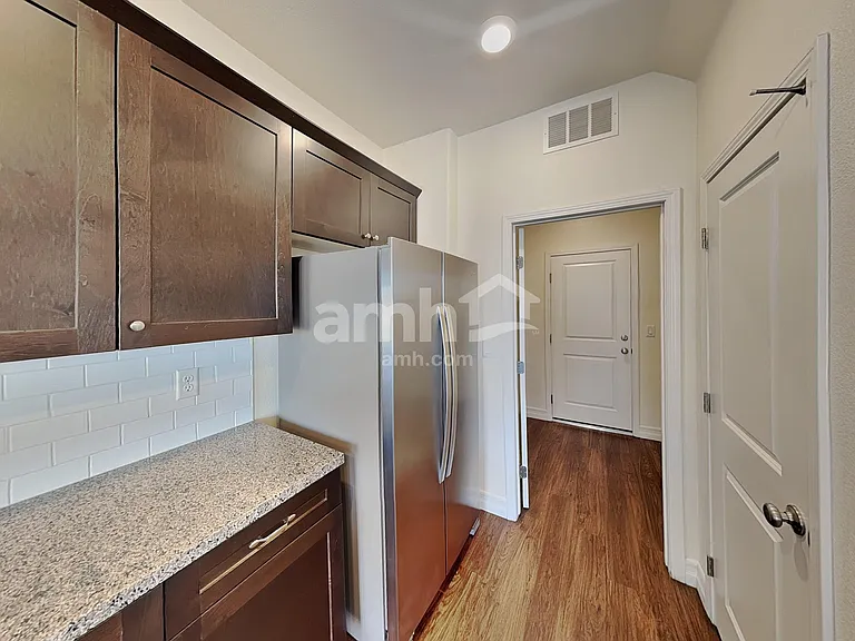 5824 Petronius St — Photo 5