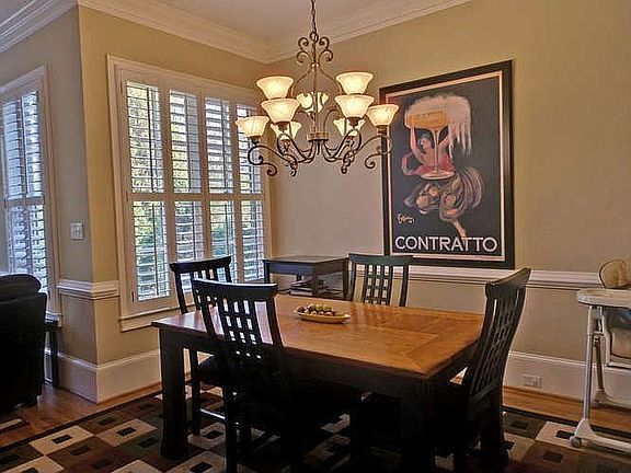 510 Glengate Cv Atlanta, GA 30328