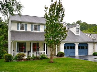 2681 Middleton Cir, Hendersonville, NC 28791