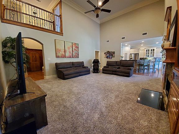 4th image of 117 Parkway Oaks Dr